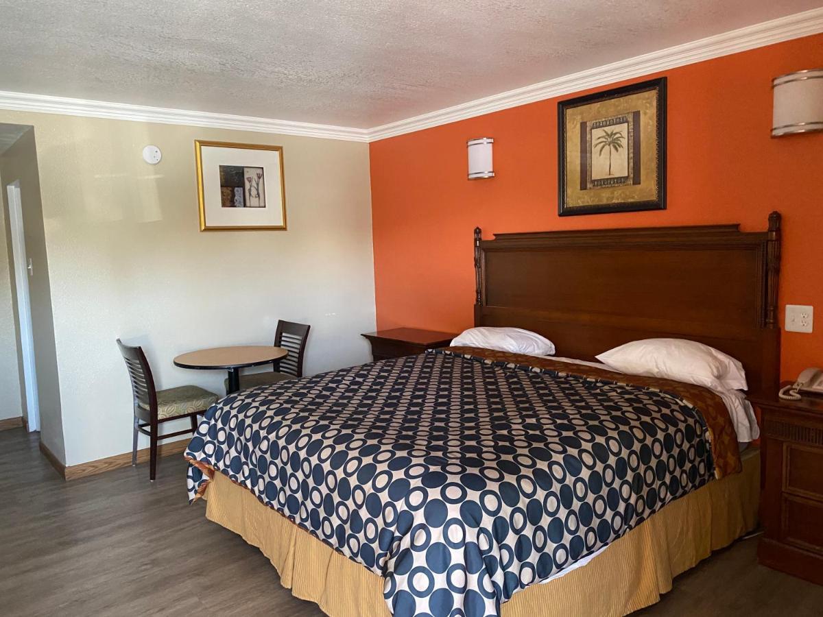 Downtown Motel 7 ซานเบอร์นาร์ดิโน ภายนอก รูปภาพ